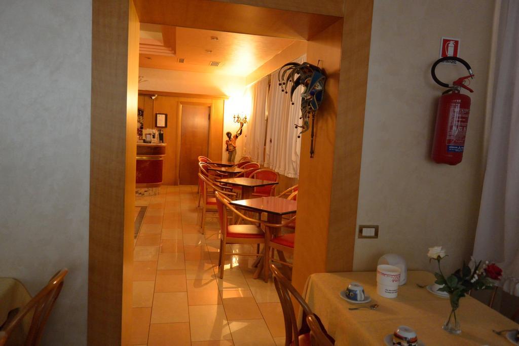 Hotel Belle Arti Venezia Esterno foto