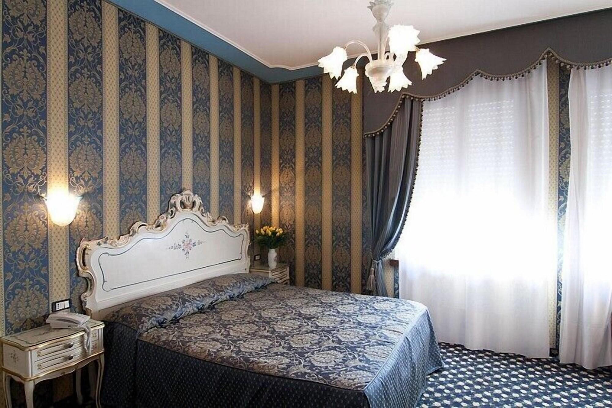 Hotel Belle Arti Venezia Esterno foto